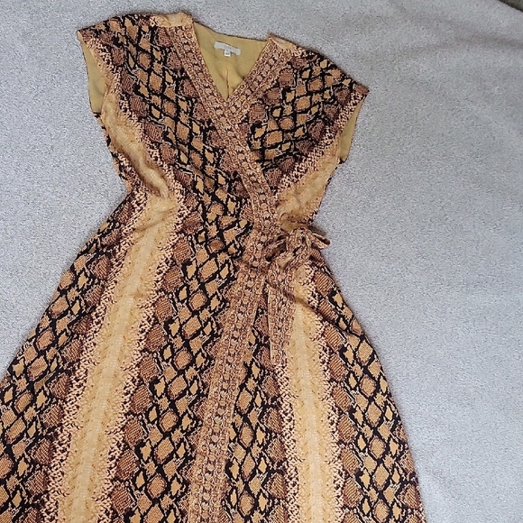 Joie Yellow Black Wrap Midi Dress V-Neck Cap Sleeve Size S - Picture 7 of 10